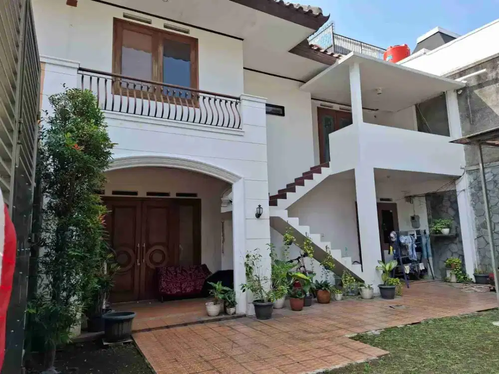 Dijual Cepat Rumah Siap Huni sangat Strategis di Cilandak.