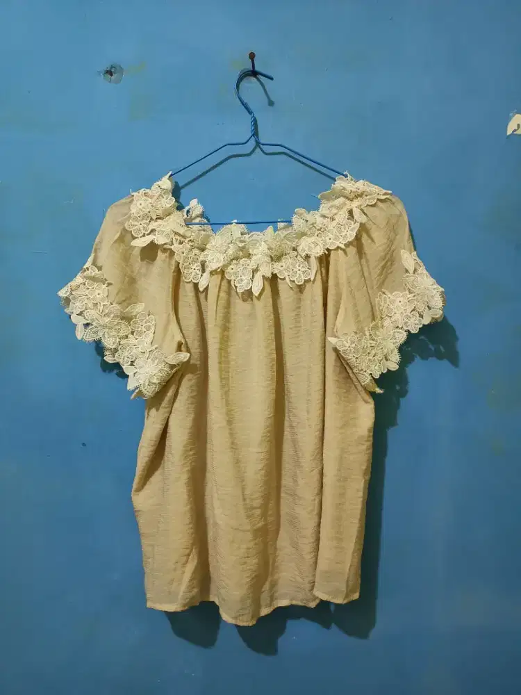 Atasan / Baju / Blouse Wanita Preloved