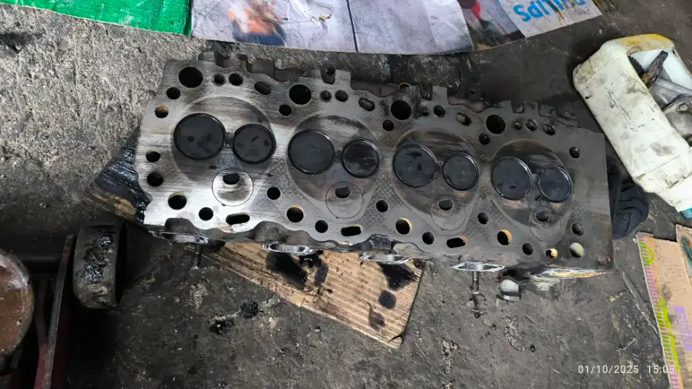 Cylinder head kijang diesel ori