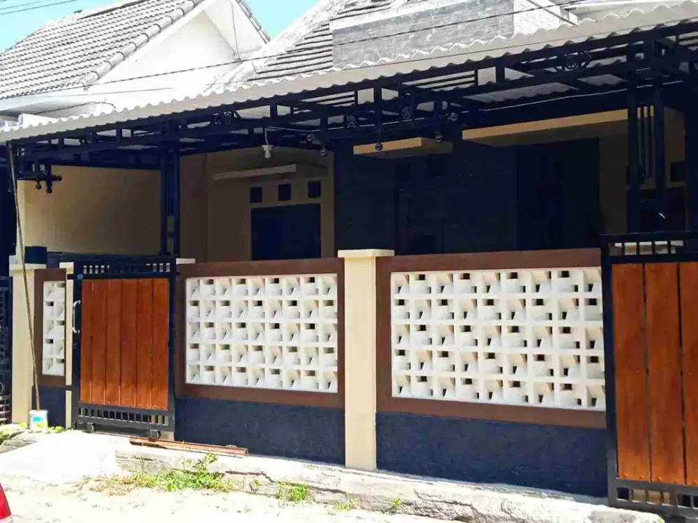 Rumah Bagus Siap Huni di Dekat Dr Oen Solo Baru