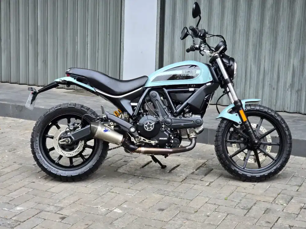 Moge Naked Ducati Scrambler 400 62 th 2017 PMK Mulus Like New Ohlins
