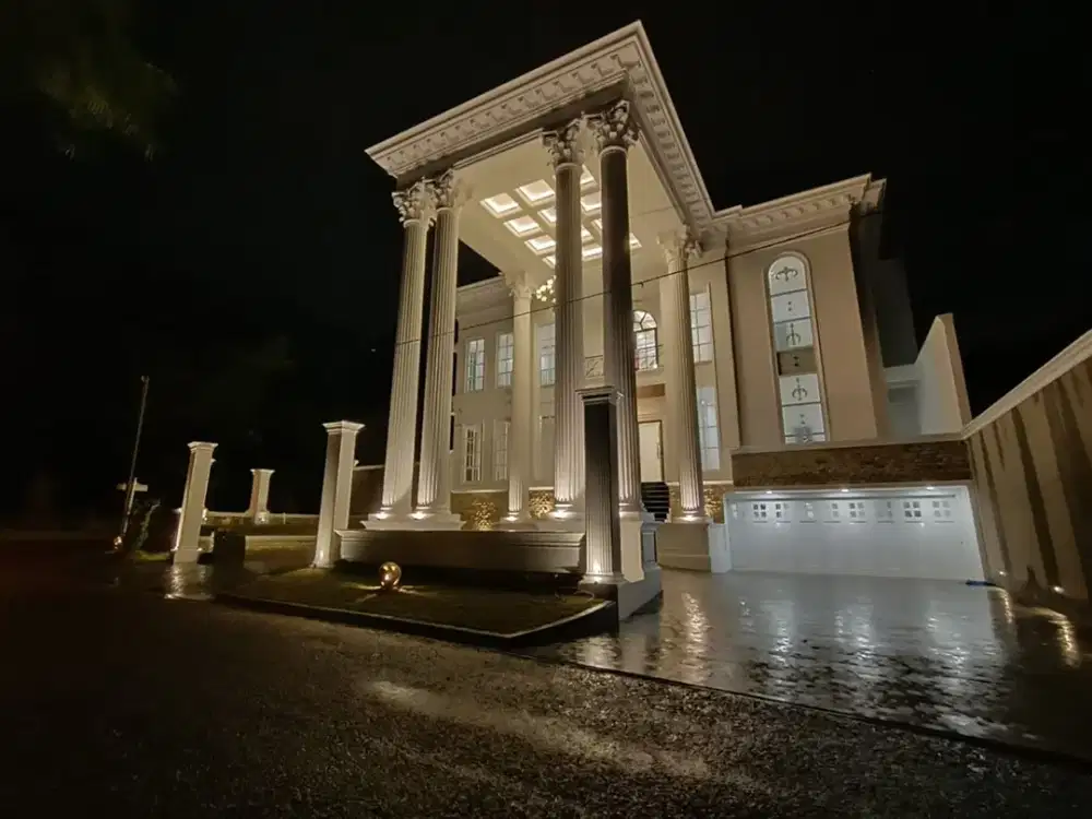 Rumah mewah di lengkapi LIft.View Gunung,lengkapi Kolam Renang.Cluster Elit .Sentul City