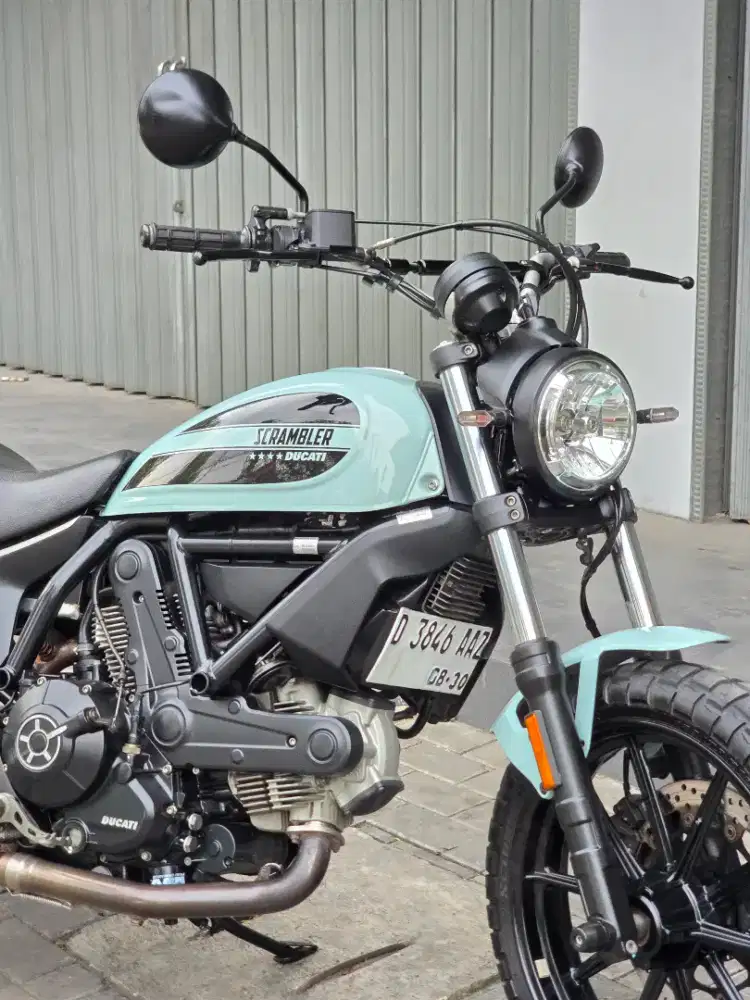 Moge Naked Ducati Scrambler 400 th 2017 Odo 17rb Modif Ohlins Like New