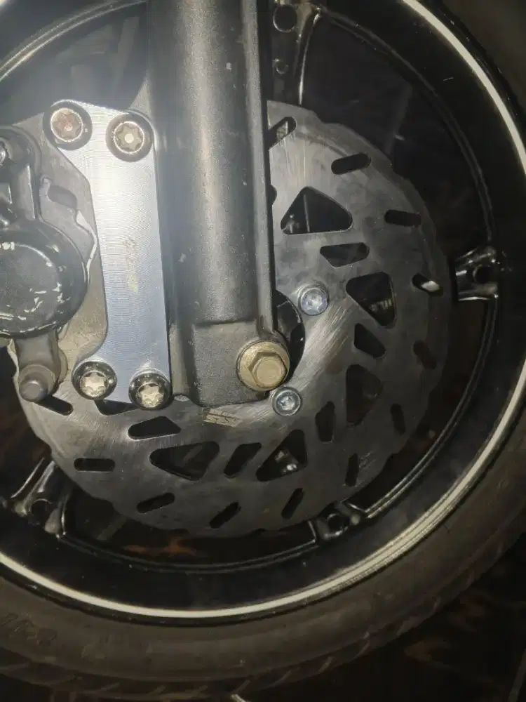 Piringan Cakram 220mm & Breket Mio M3, Soul, Smile, Mio J, Xeon, Fino