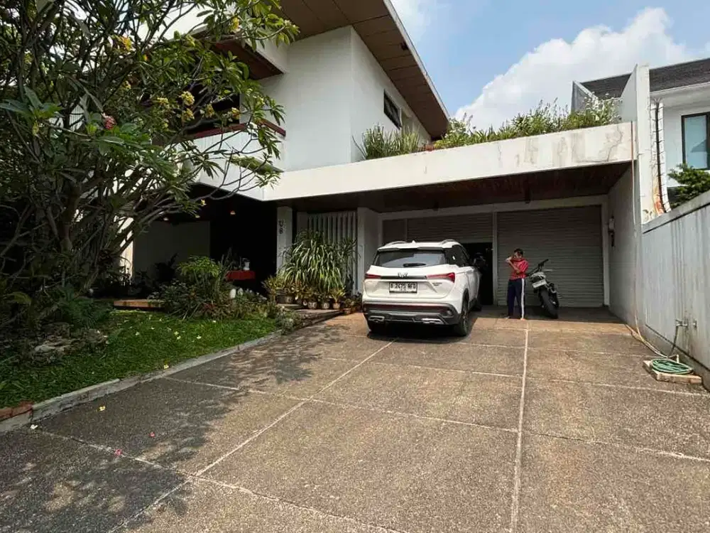 Dijual Rumah 2 lt di Permata Hijau lt 1.102 m2 shm luas di sertifikat 980 m2 Bu !! Perlu renovasi ulang!!