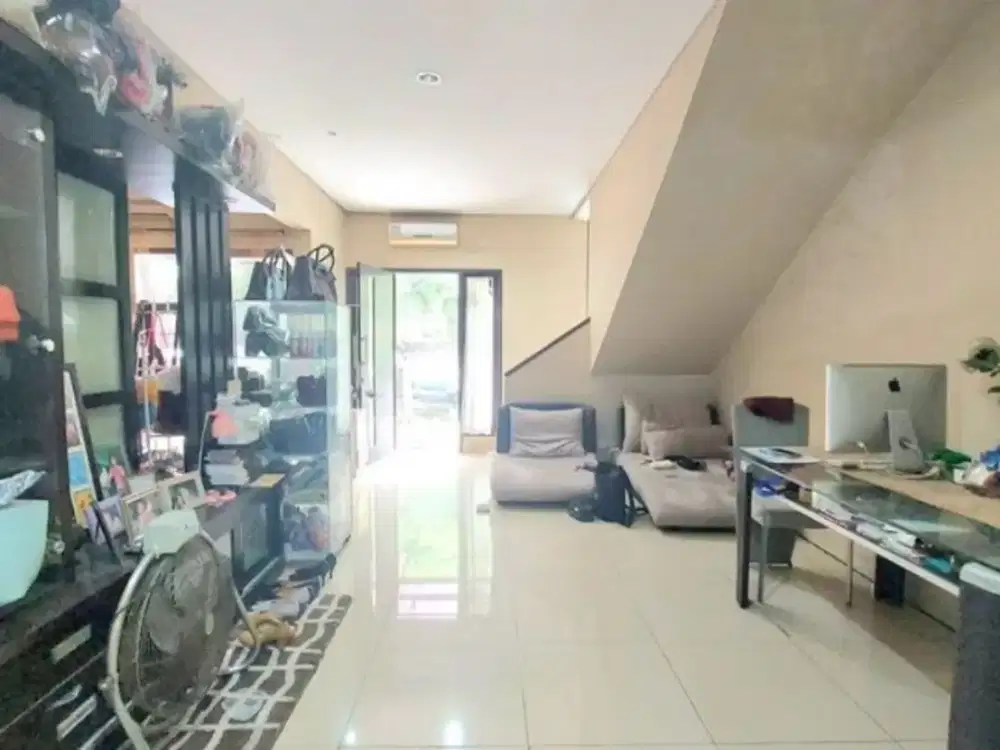 Rumah murah di Emerald Bintaro Jaya lokasi strategis