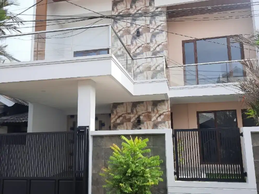 Bintaro sektor 5, rumah brandnew cantik 2.5 lantai