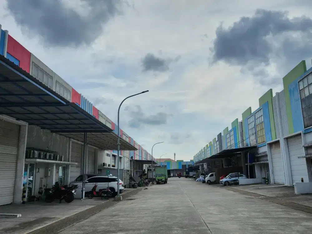 Gudang Bizpark daan mogot 9x20 gudang 2lantai ada office Rapi