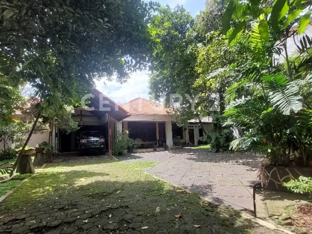Rumah Besar Harga Mendekati Njop Di Kebayoran Lama Jaksel S7438