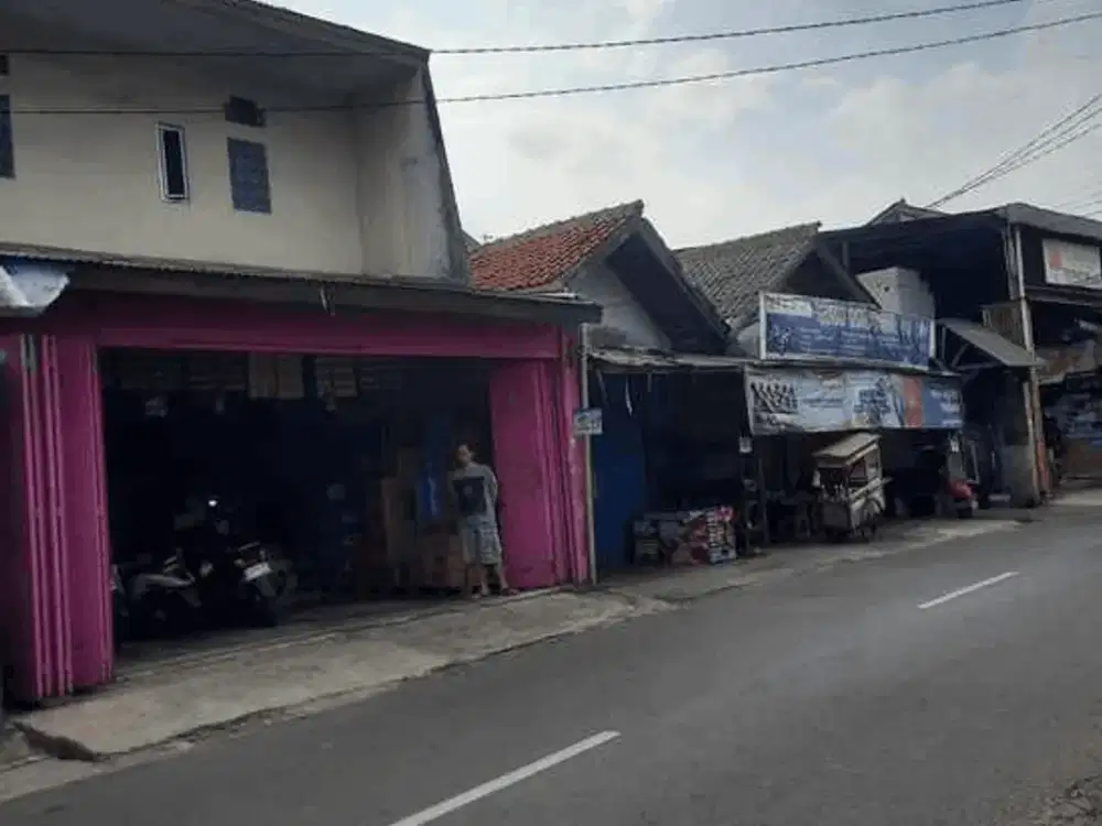 Ruko Dan Rumah Siap Huni Terletak Di Jalan Raya Cibubur S8813