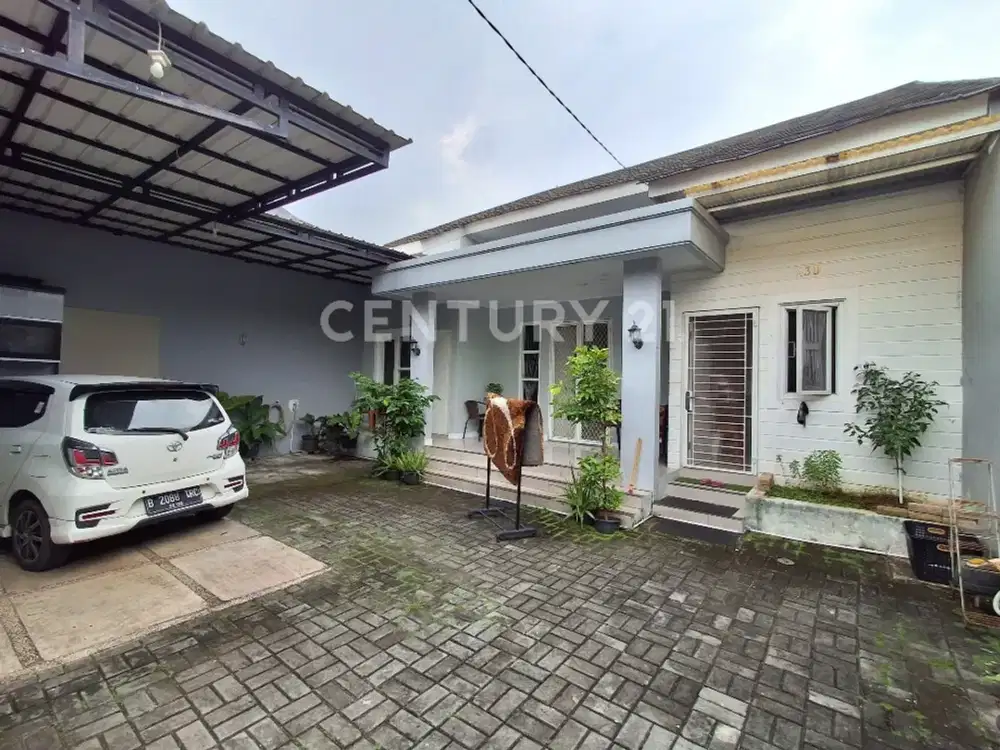 Rumah Siap Huni Kondisi Bangunan Rapih Di Duren Sawit S8532
