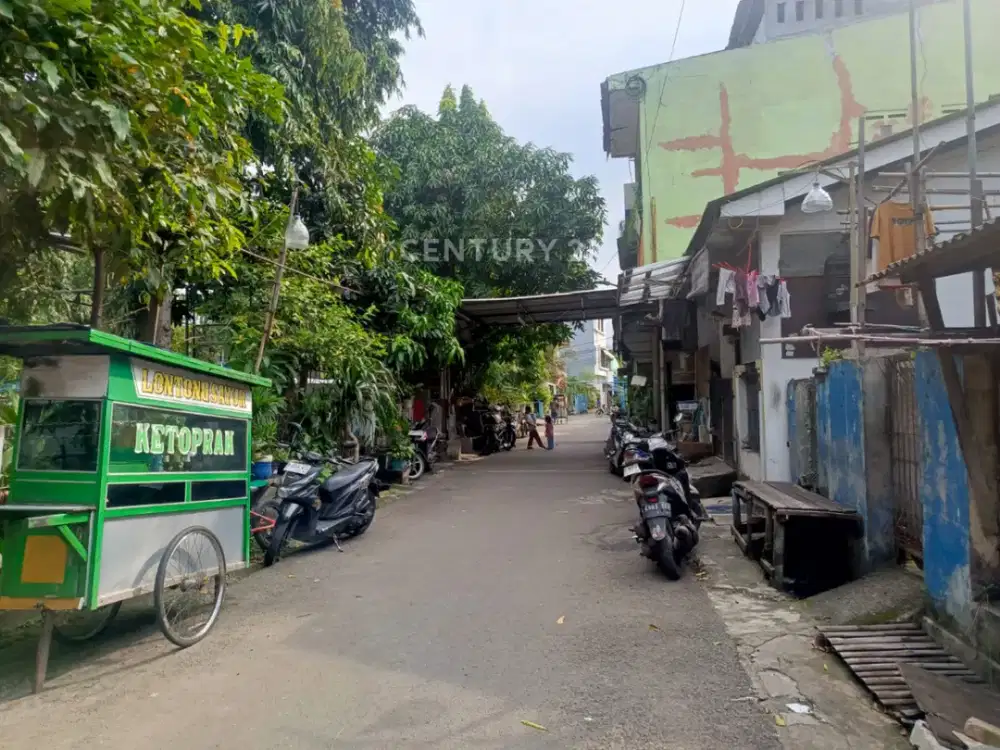 Rumah Tua Hitung Tanah Dekat Area Sekolah Di Cakung S8568