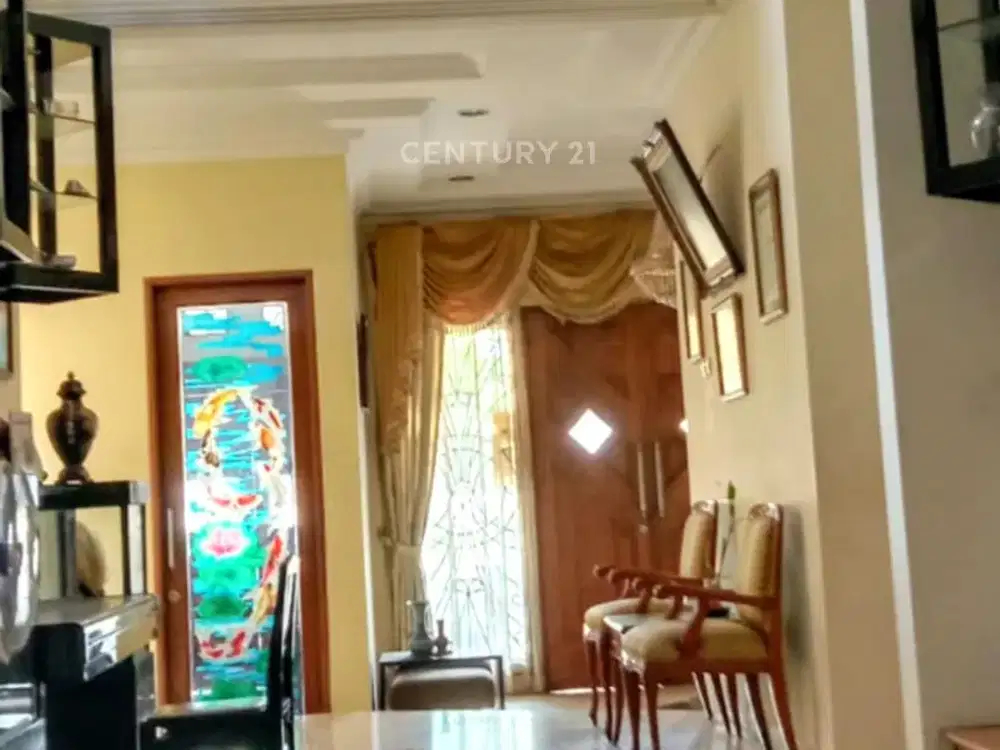 Rumah Tinggal 2 Lantai Akses Jalan 2 Mobil Di Duren Sawit S8072