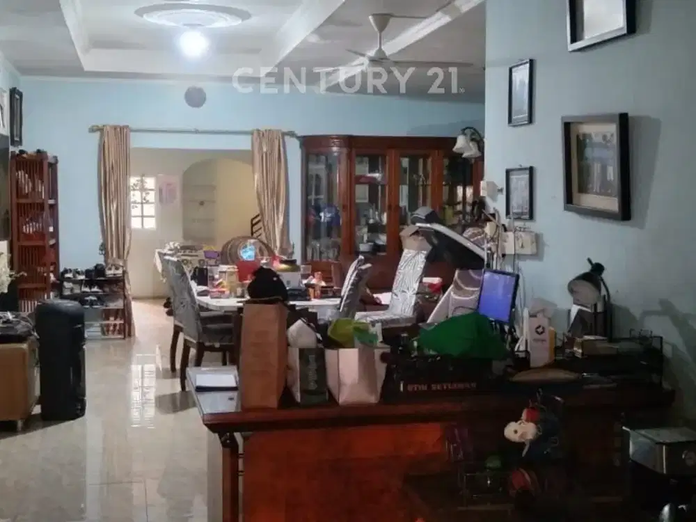 Rumah Tinggal 2 Lantai Lingkungan Asri Di Lubang Buaya TMII S8408