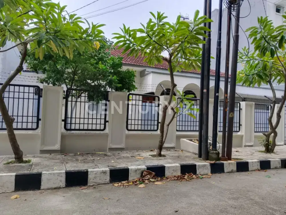 Rumah  Tua Lokasi Strategis Pulomas Jakarta Timur S7534