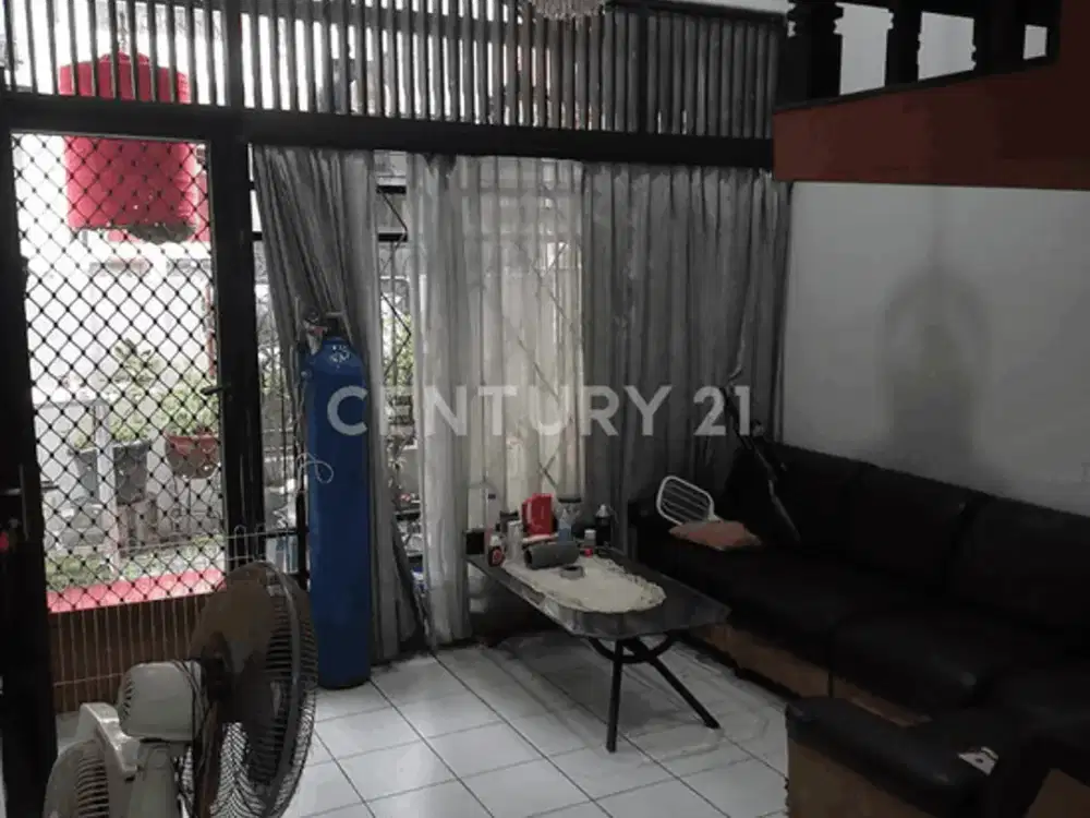 Rumah Bebas Banjir Lokasi Strategis Di Rawamangun S7429