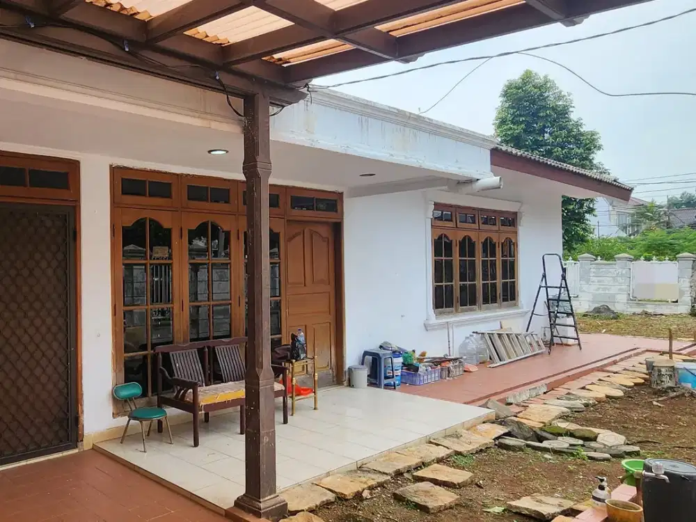 Rumah Hoek Lokasi Strategis Di Pulomas Barat S8898