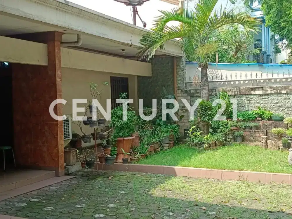 Rumah Besar Cocok Untuk Usaha/Kantor  Di Rawamangun S7636