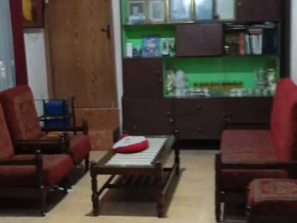 Rumah Tinggal Dekat Sekolah Di Pisangan Timur S8528