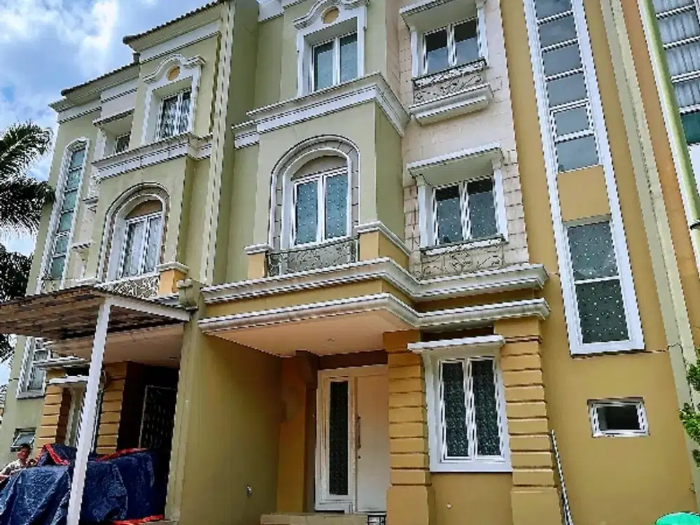 Termurah Dikelasnya Rumah 3 Lantai Cluster Favorite nya Gd.serpong