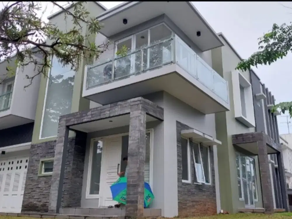 Rumah Brand New Lokasi strategis di Cluster De Rio Delatinos BSD City