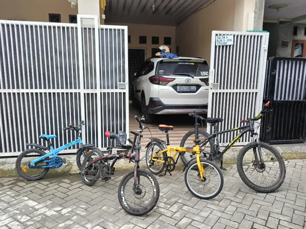 3 sepeda merk genio dan morison. Kondisi baik