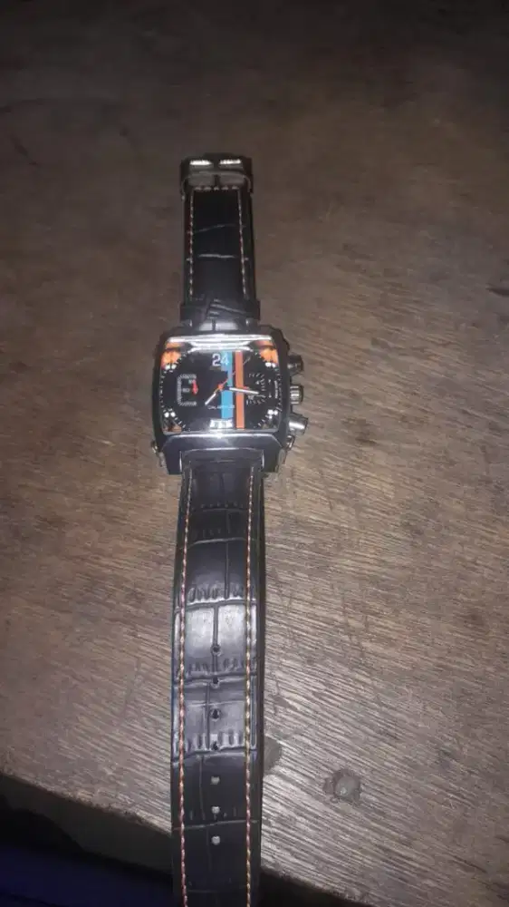 Jam tangan pria Tag heuer monaco
