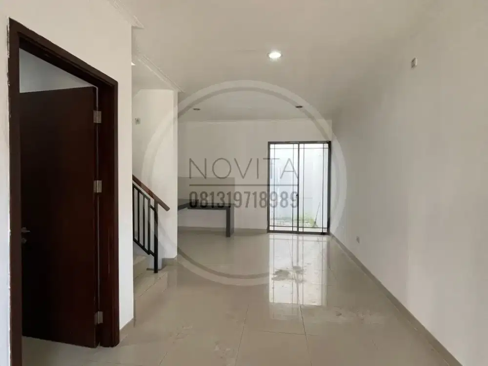 Dijual Rumah 3 BR + 1 Hadap Utara di Green Lake City Cluster Asia  - 2 Lantai, Unfurnished