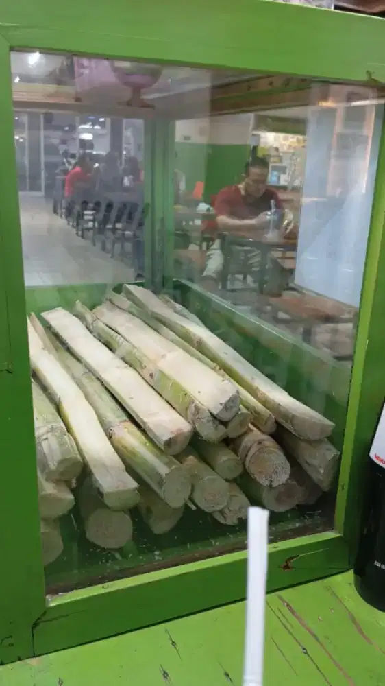 Loker di foodcourt apartemen tanjung duren jakbar