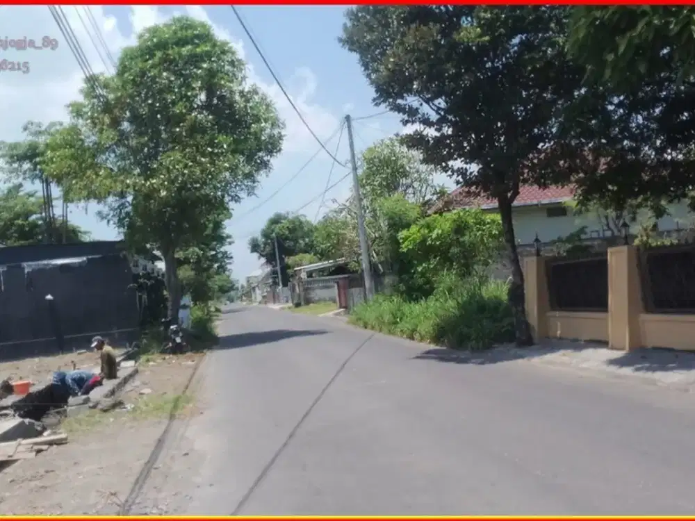 Purwomartani dijual Selatan Pamela Tujuh tepi aspal Sambisari