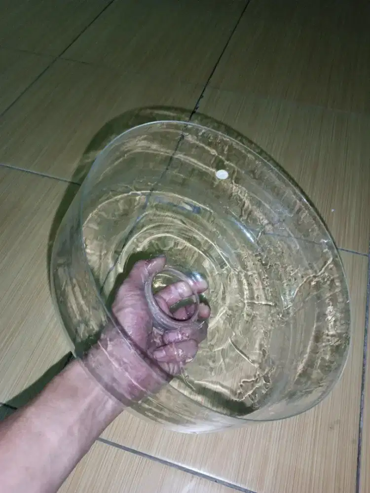 Tutup saji kaca 30cm 5pc Rp.150rb
Barang mulus