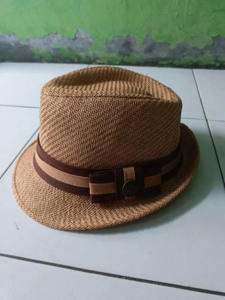 Topi Fedora Untuk Wanita, Kondisi Mulus