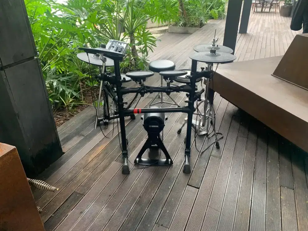 Dijual cepat. Yamaha DTX 6 mulus lengkap dus