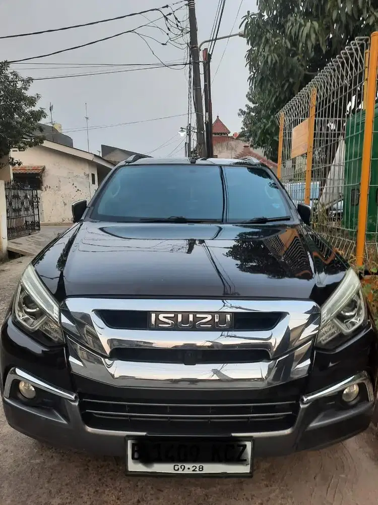 Di jual ISUZU MUX PREMIERE 2017