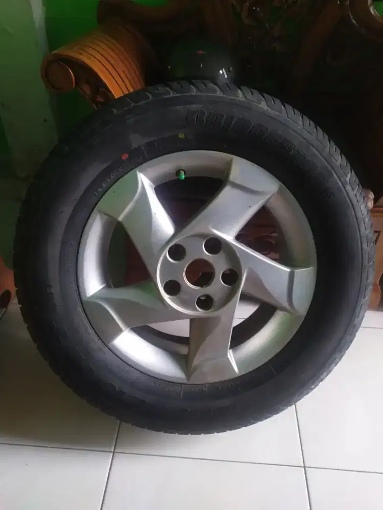 Jual velg Renault ban Bridgestone dueler h/t 687  235R16
