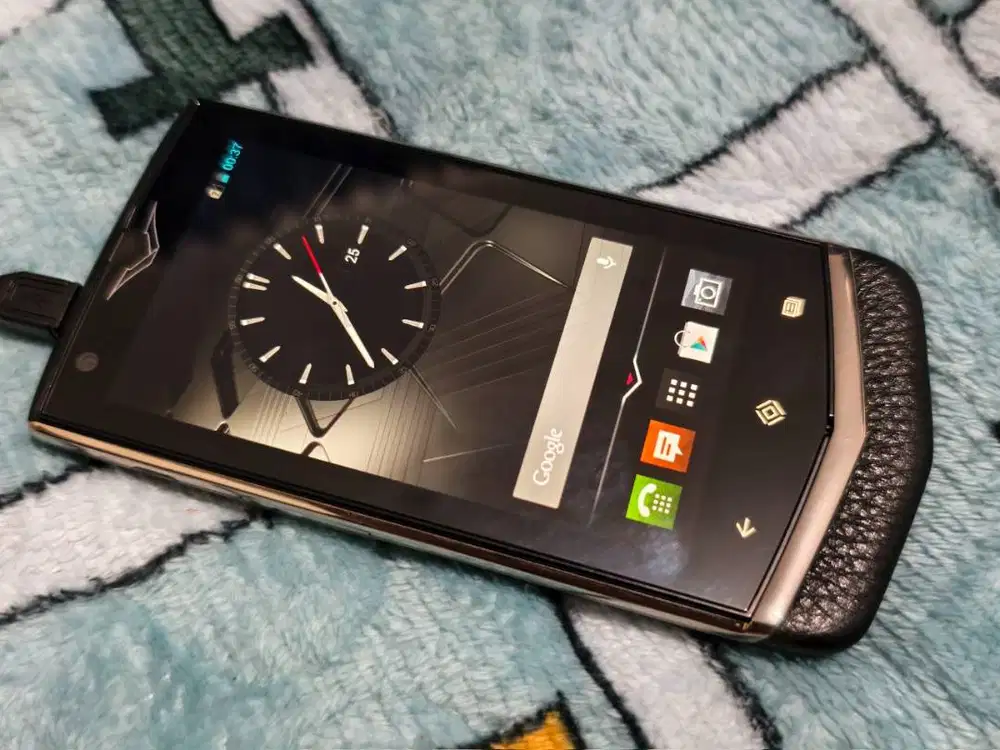 Vertu Constellation V Made In England Mobile Phone Authentic bekas