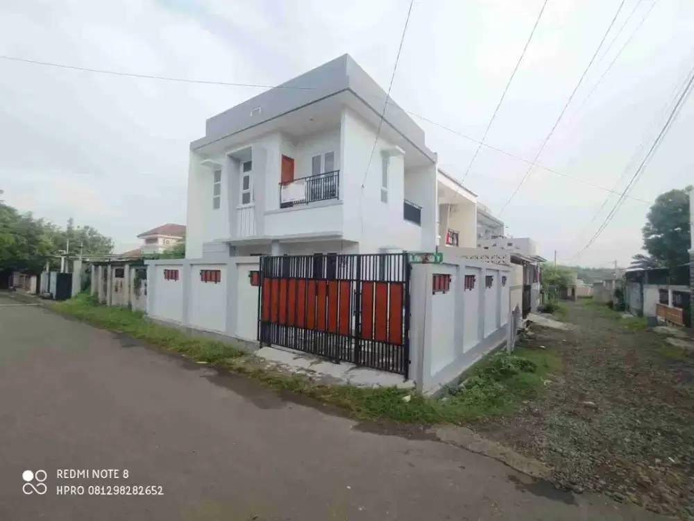 Rumah 2 Lantai Murah Strategis Pemda Cibinong