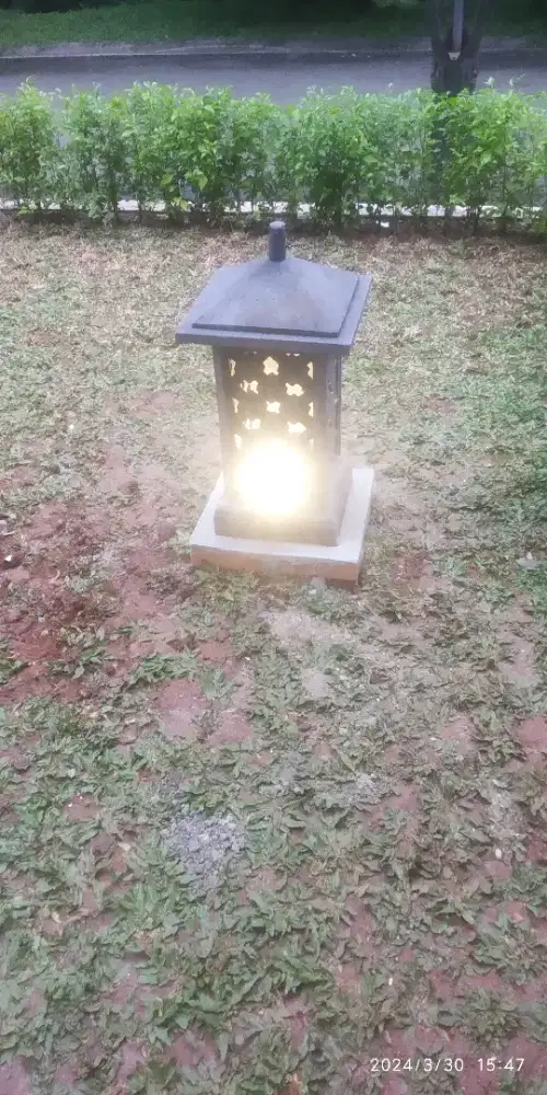 Lampu taman dan instalasi listrik