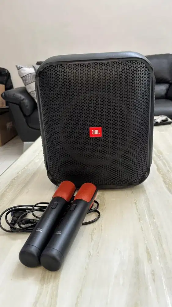 JBL party box with mic bonus power bank