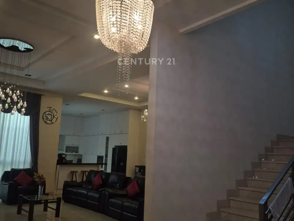 JUAL Rumah Mewah Manyar Permai 4 Lantai Pantai Indah Kapuk 1