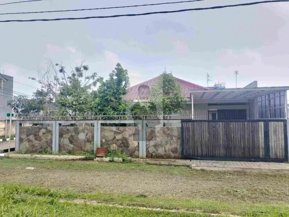 Rumah Villa Hoek Mewah Tanah Baru Residen Furnish Akses Sentul Summarecon Jagorawi