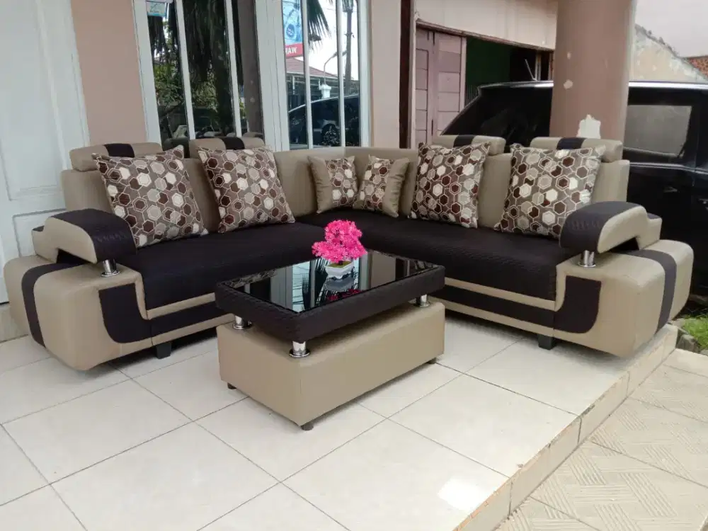 Sofa L sudut coklat mocca