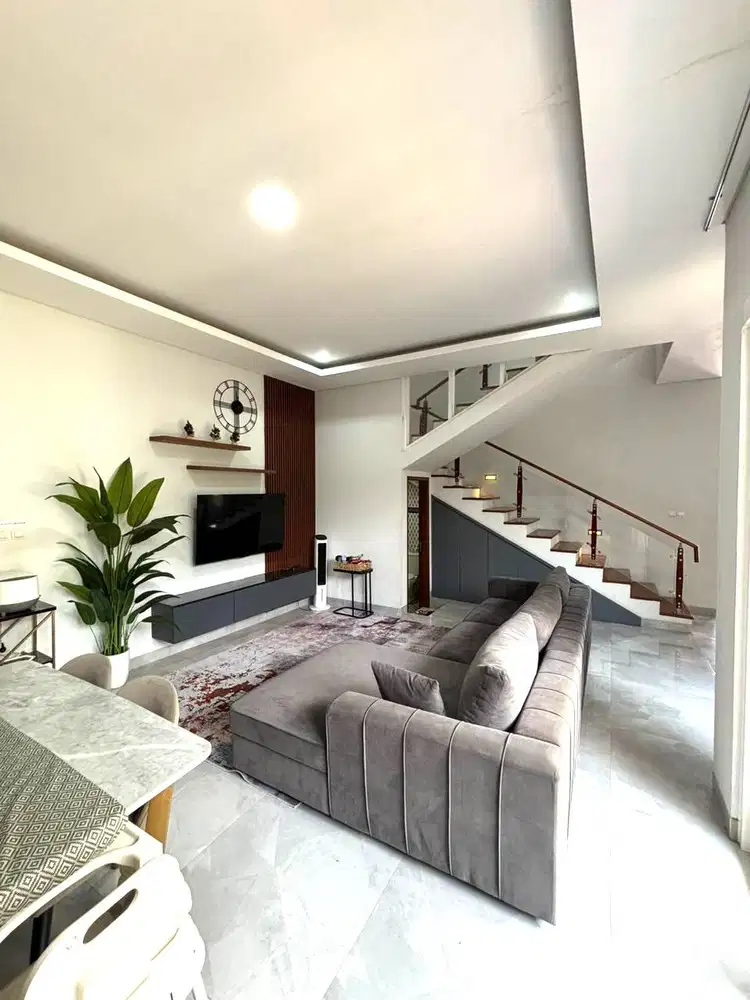 Rumah Modern Elegan Bonus Furniture di Maguwoharjo