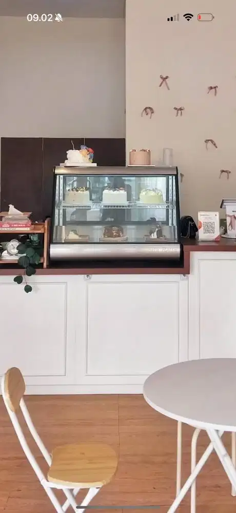 Fomax showcase chiller buat aesthetic cafe cocok