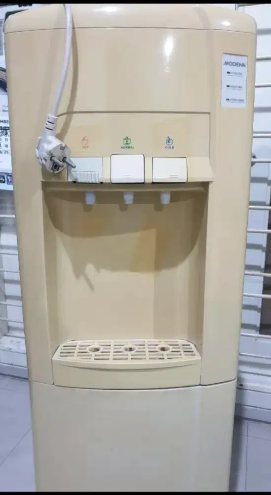 Dispenser Second MODENA...masih fungsi 100%