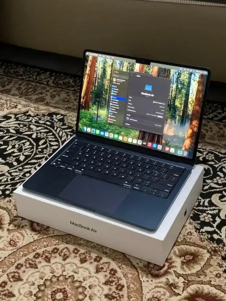 Macbook Air M2 16/256GB BH 100% GARANSI ON