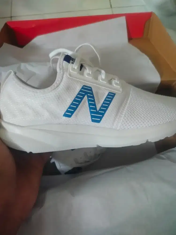 Sepatu New Balance