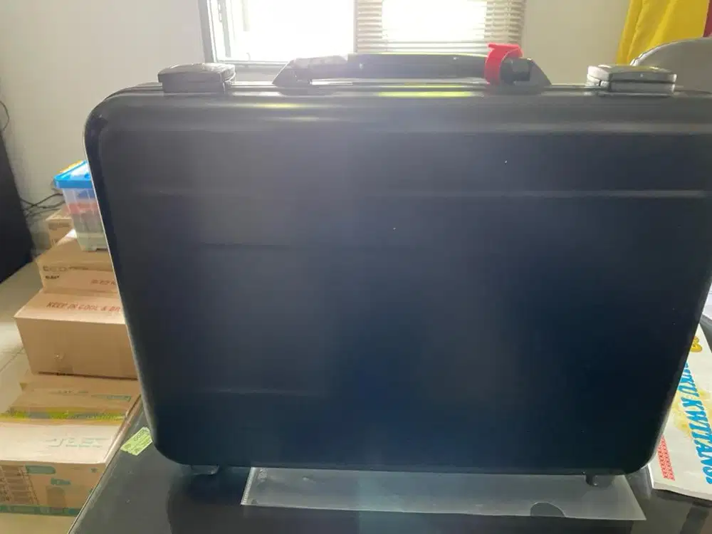 Koper kerja aluminium