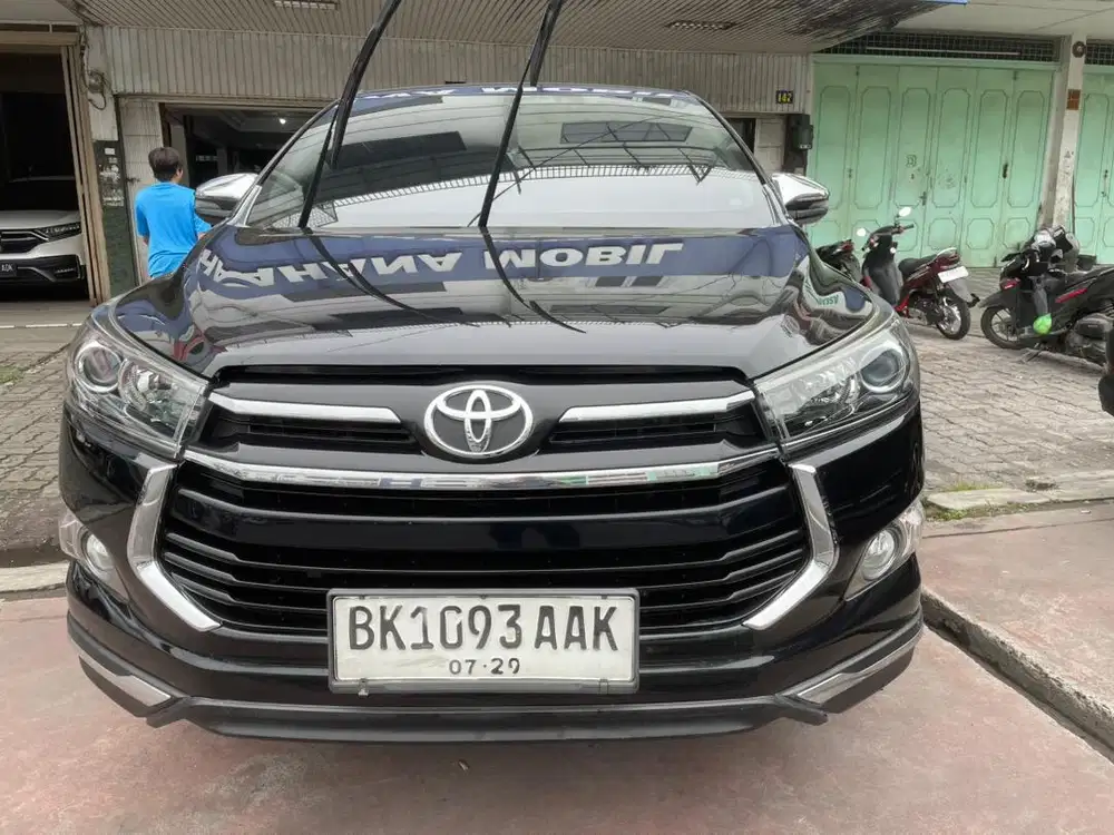 Toyota Innova Reborn 2.0 Venturer matic 2019