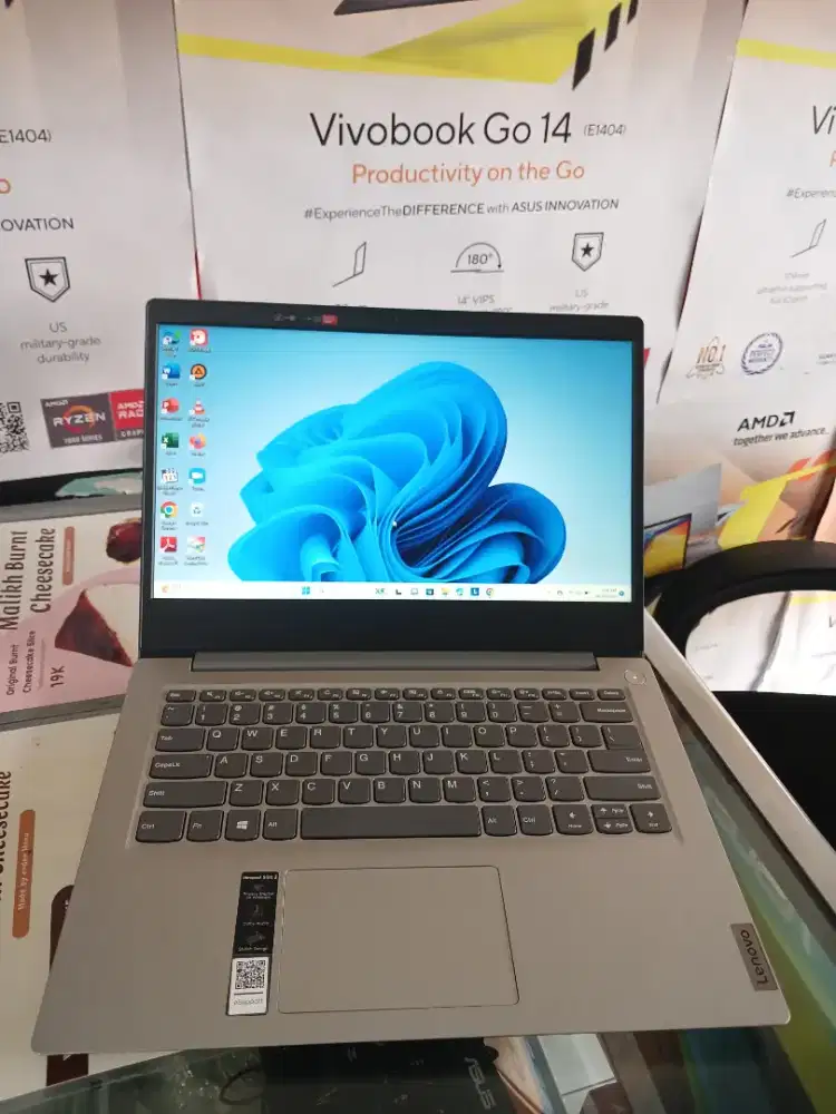 Laptop Lenovo Ideapad Slim 3 Amd 3020e Ram 4 Ssd 256